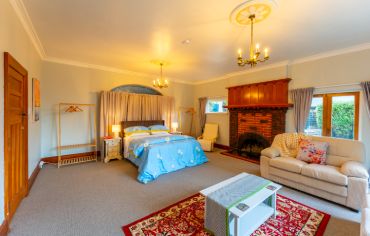 Wisteria Room