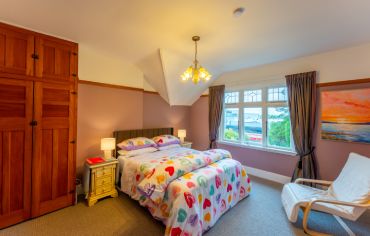 Honey Suckle Room