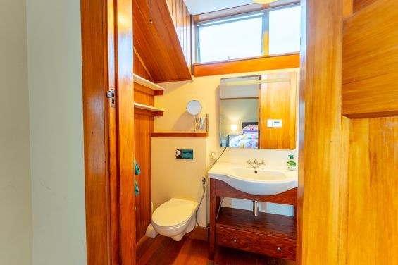 Ensuite Room